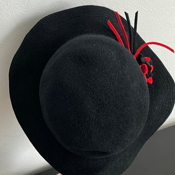 Vintage women\'s hat Black felt hat Fancy classic hat Made in Russia PASSAGE Wide main image 4